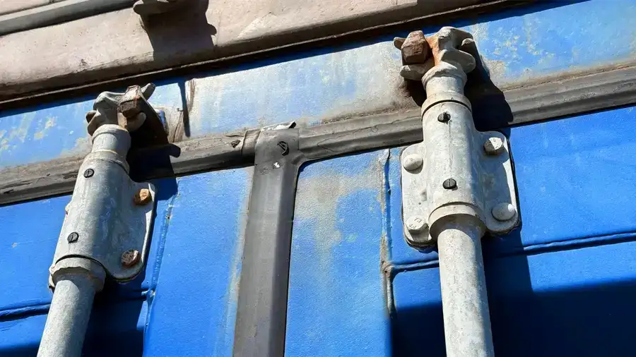 Used 20ft Shipping Container For Sale - Image 5